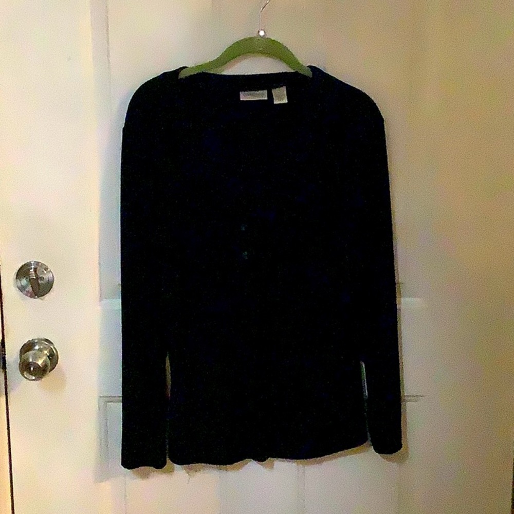 Chicos Travelers V neck tunic.